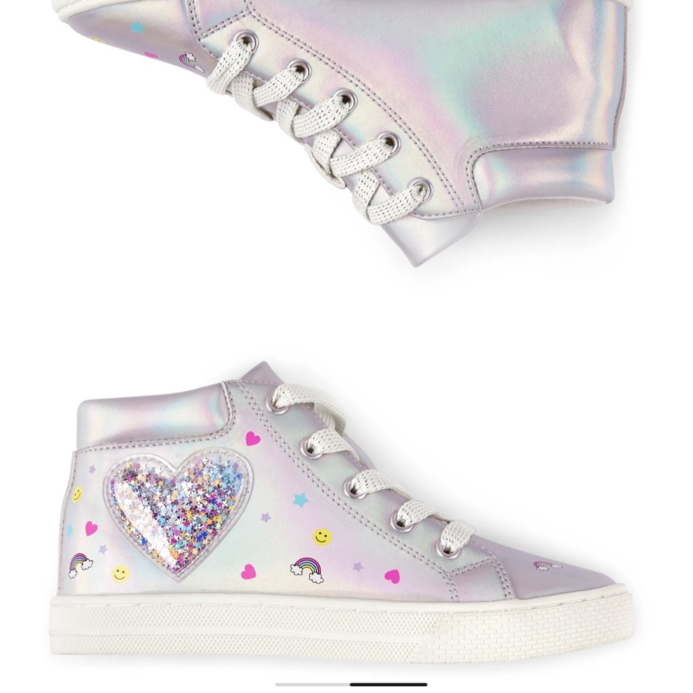 Kids 13.5 shoes